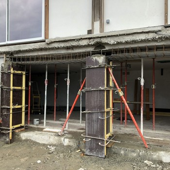 renfort metallique et beton (apres ouverture pour pose d'une porte de garage).jpg